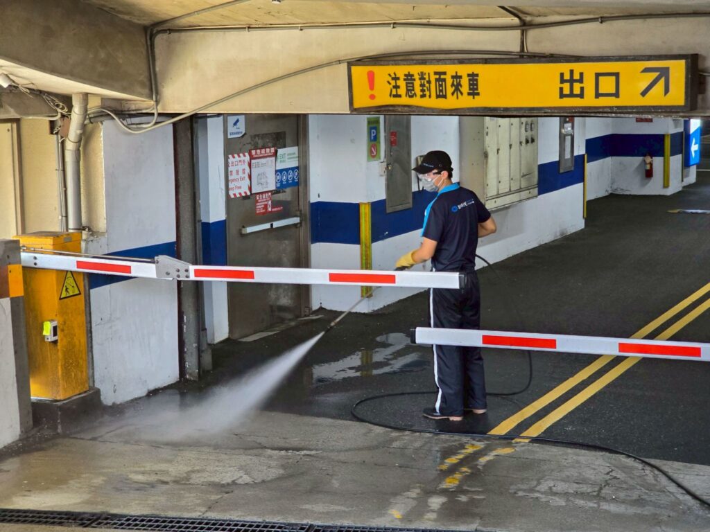 地下停車場地坪深度清洗除污